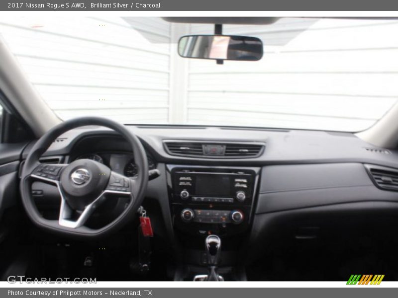 Brilliant Silver / Charcoal 2017 Nissan Rogue S AWD