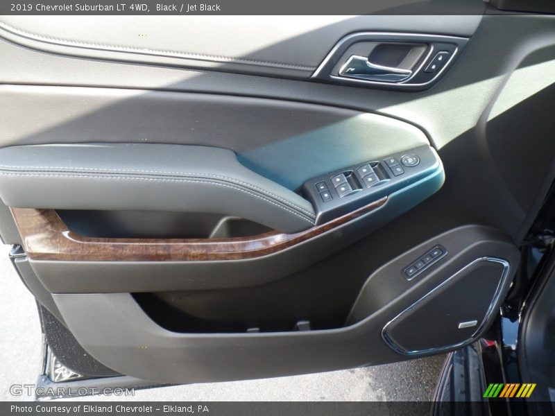 Black / Jet Black 2019 Chevrolet Suburban LT 4WD