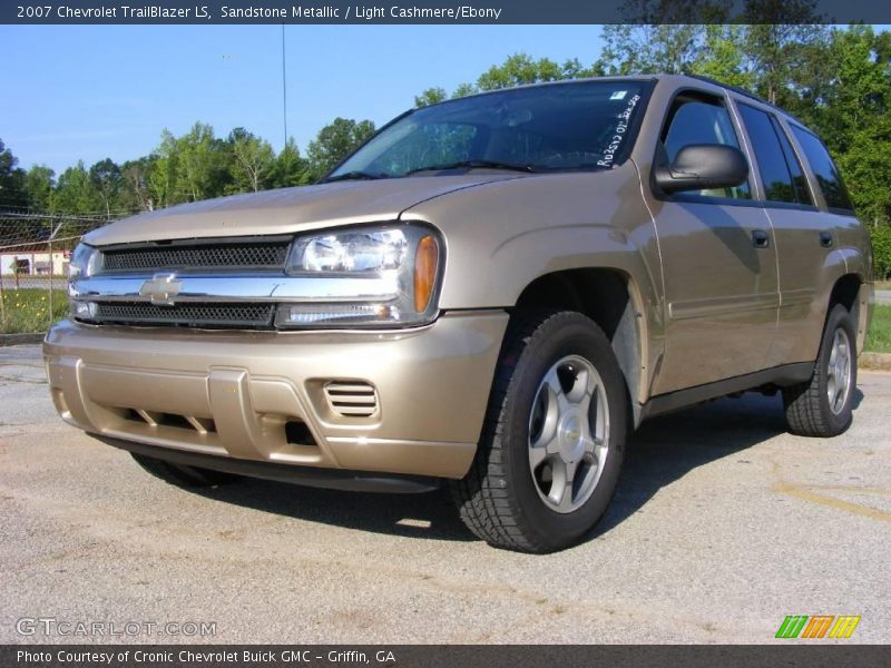 Sandstone Metallic / Light Cashmere/Ebony 2007 Chevrolet TrailBlazer LS