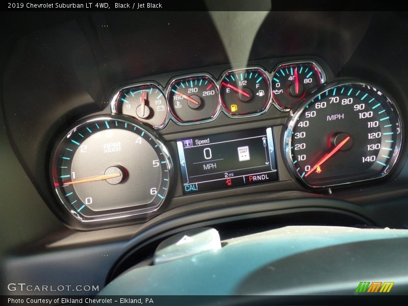 Black / Jet Black 2019 Chevrolet Suburban LT 4WD