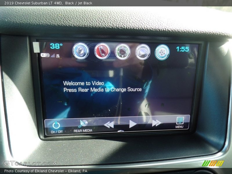 Black / Jet Black 2019 Chevrolet Suburban LT 4WD