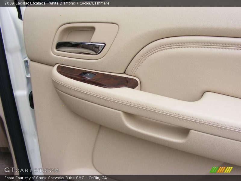 White Diamond / Cocoa/Cashmere 2009 Cadillac Escalade