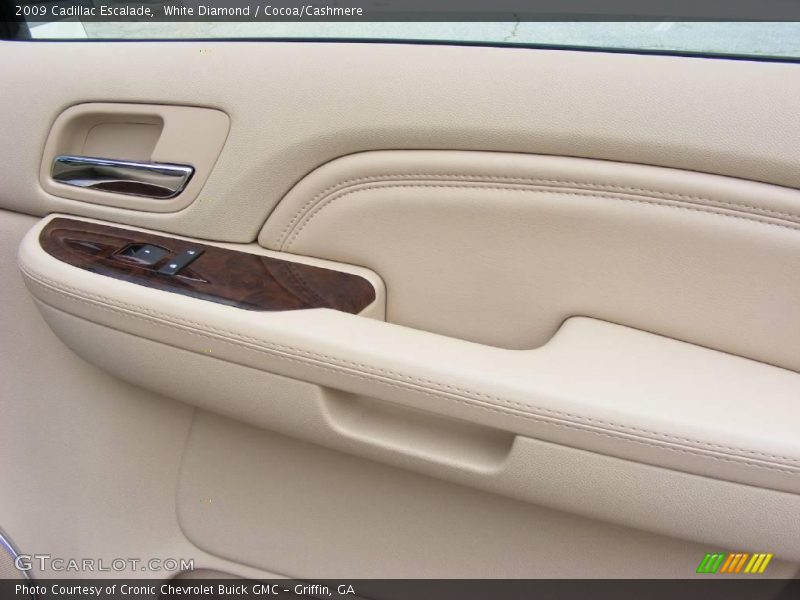 White Diamond / Cocoa/Cashmere 2009 Cadillac Escalade