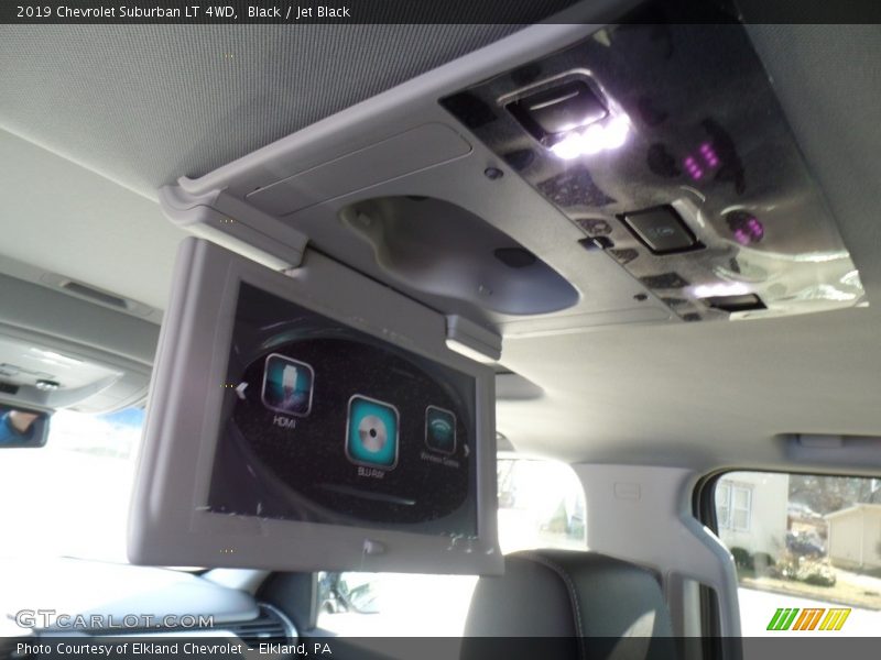 Black / Jet Black 2019 Chevrolet Suburban LT 4WD