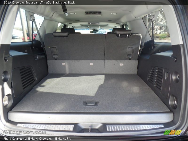 Black / Jet Black 2019 Chevrolet Suburban LT 4WD