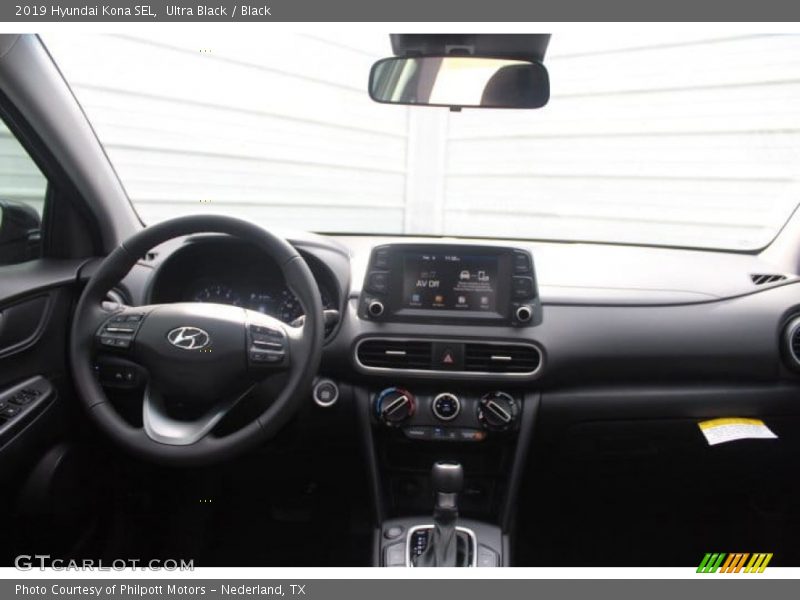 Ultra Black / Black 2019 Hyundai Kona SEL