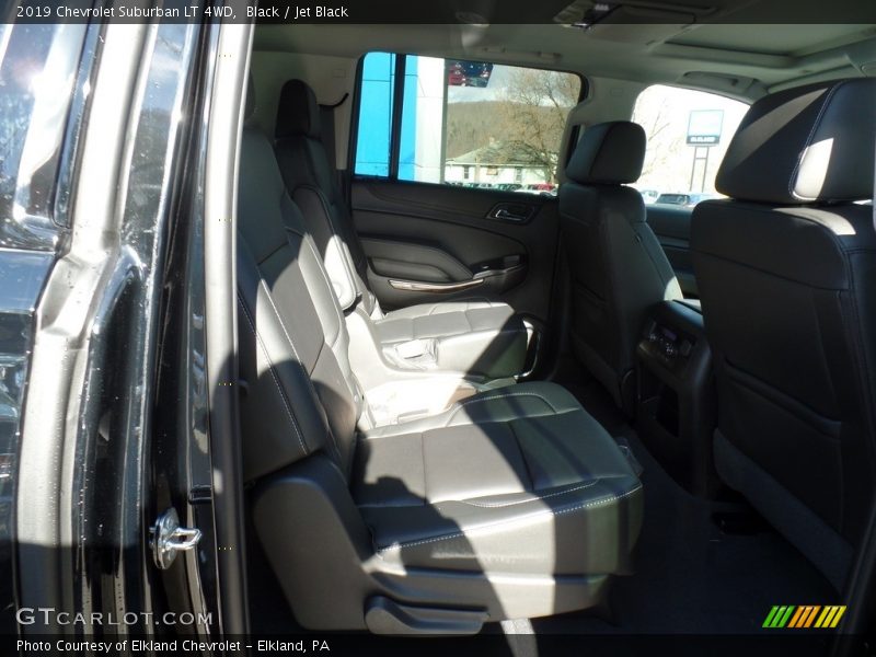 Black / Jet Black 2019 Chevrolet Suburban LT 4WD