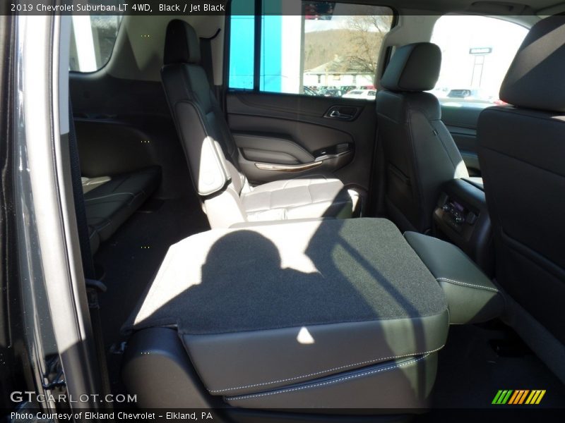 Black / Jet Black 2019 Chevrolet Suburban LT 4WD