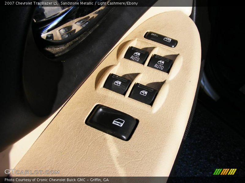 Sandstone Metallic / Light Cashmere/Ebony 2007 Chevrolet TrailBlazer LS