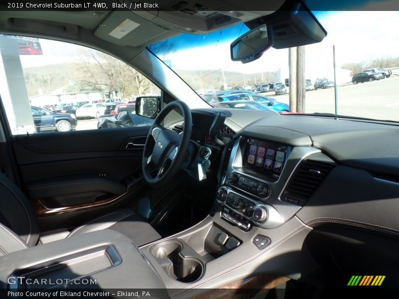 Black / Jet Black 2019 Chevrolet Suburban LT 4WD