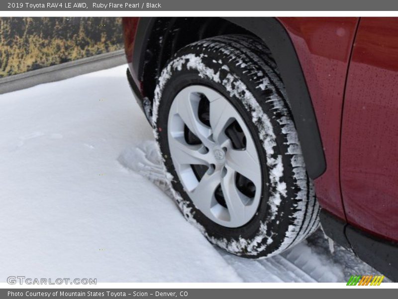Ruby Flare Pearl / Black 2019 Toyota RAV4 LE AWD