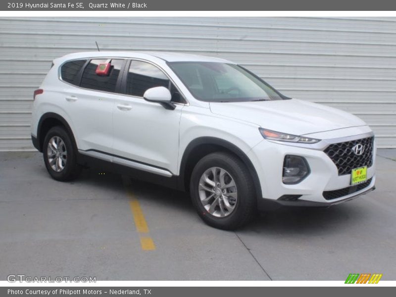 Quartz White / Black 2019 Hyundai Santa Fe SE