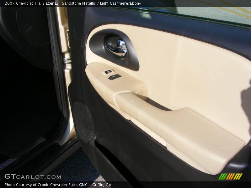 Sandstone Metallic / Light Cashmere/Ebony 2007 Chevrolet TrailBlazer LS