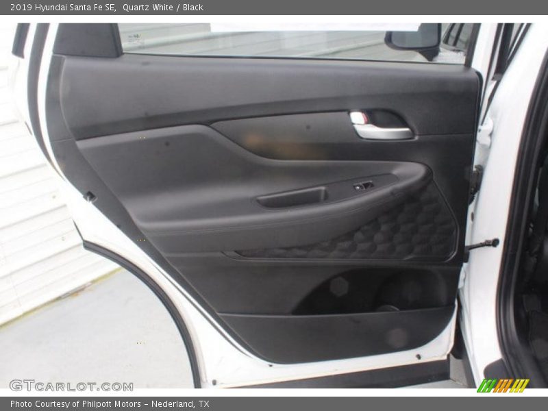 Quartz White / Black 2019 Hyundai Santa Fe SE