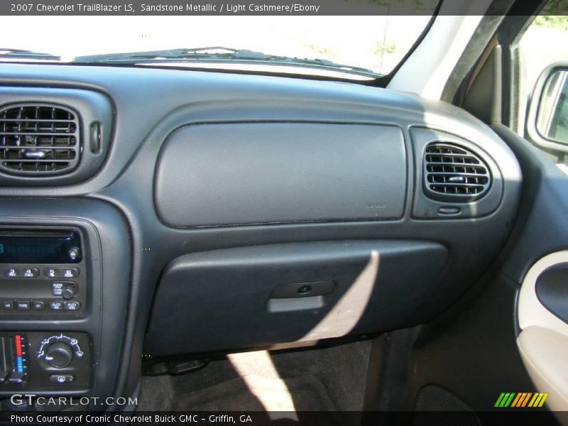Sandstone Metallic / Light Cashmere/Ebony 2007 Chevrolet TrailBlazer LS