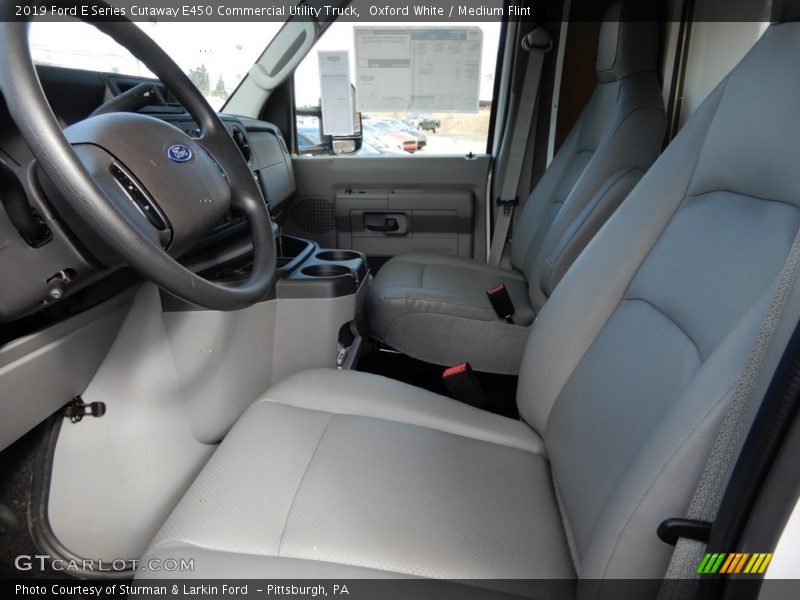 Oxford White / Medium Flint 2019 Ford E Series Cutaway E450 Commercial Utility Truck