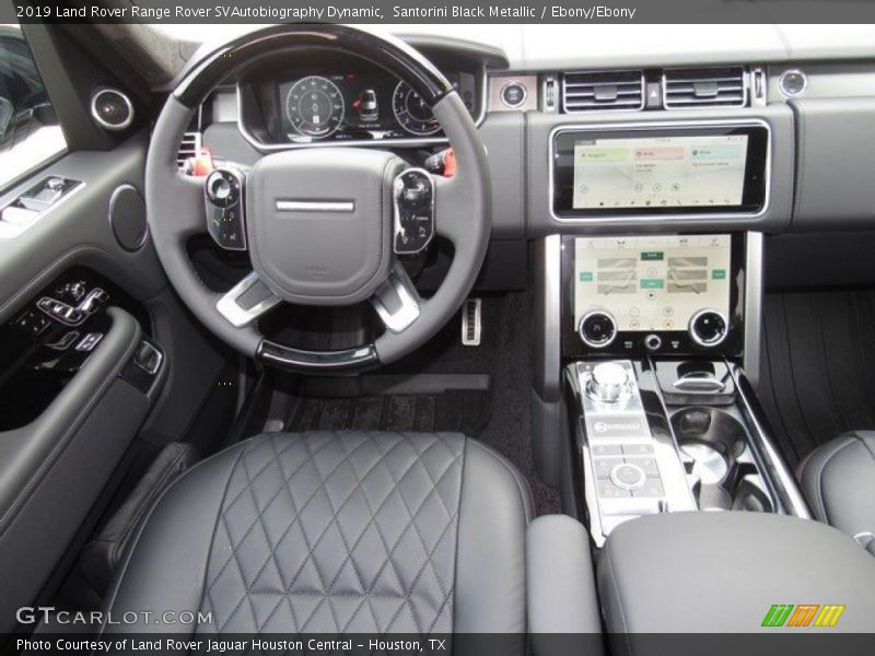 Dashboard of 2019 Range Rover SVAutobiography Dynamic
