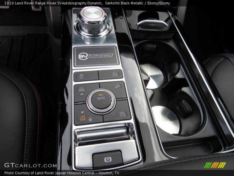Controls of 2019 Range Rover SVAutobiography Dynamic