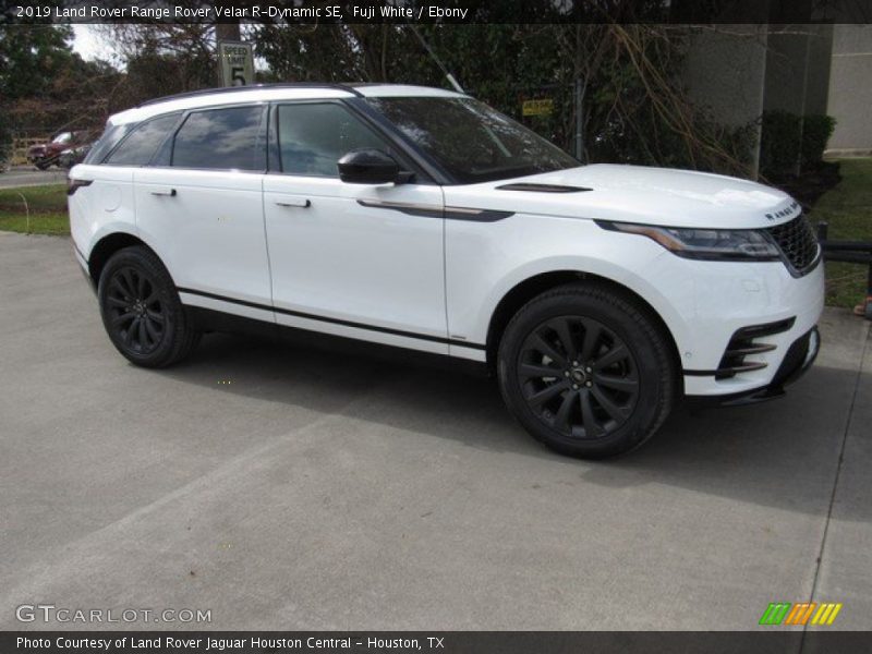 Fuji White / Ebony 2019 Land Rover Range Rover Velar R-Dynamic SE