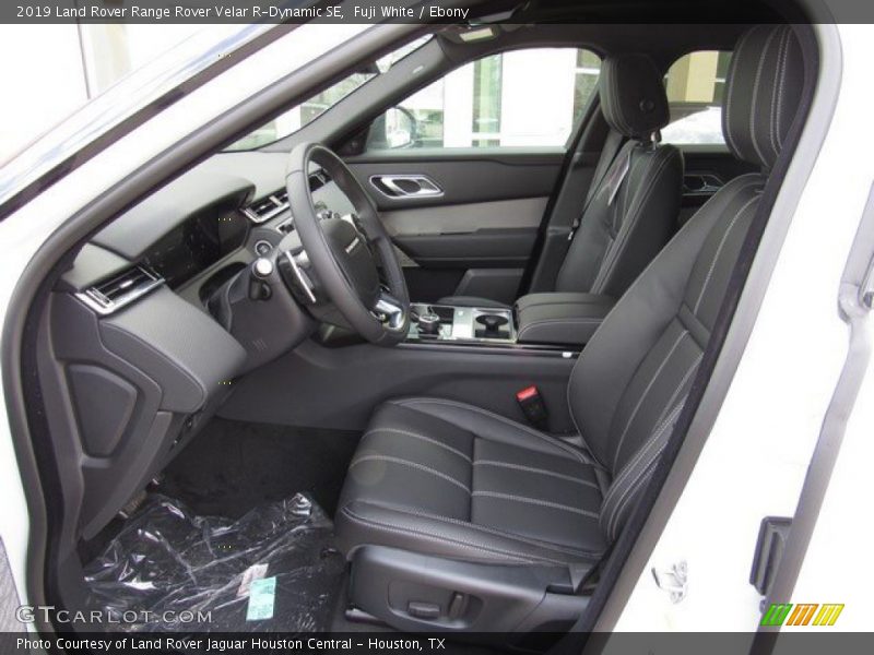 Fuji White / Ebony 2019 Land Rover Range Rover Velar R-Dynamic SE