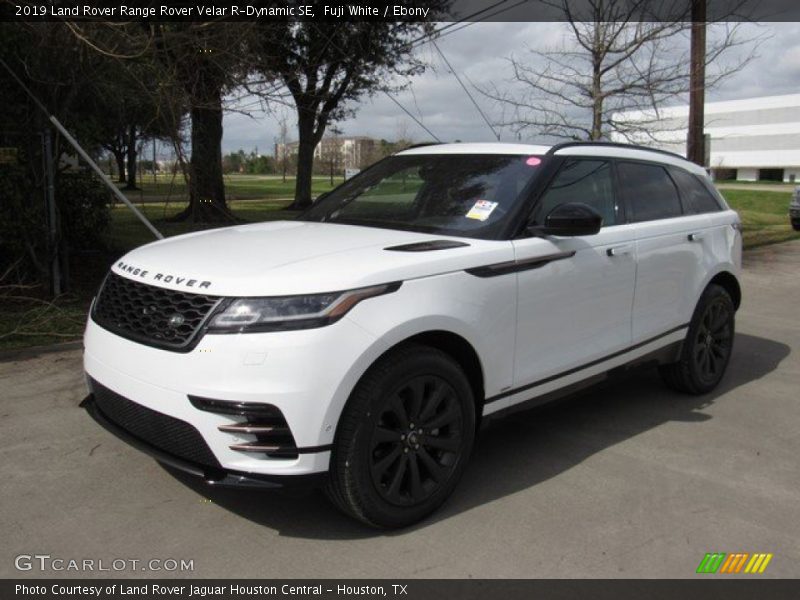 Fuji White / Ebony 2019 Land Rover Range Rover Velar R-Dynamic SE