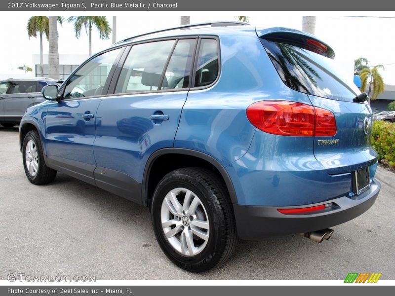 Pacific Blue Metallic / Charcoal 2017 Volkswagen Tiguan S