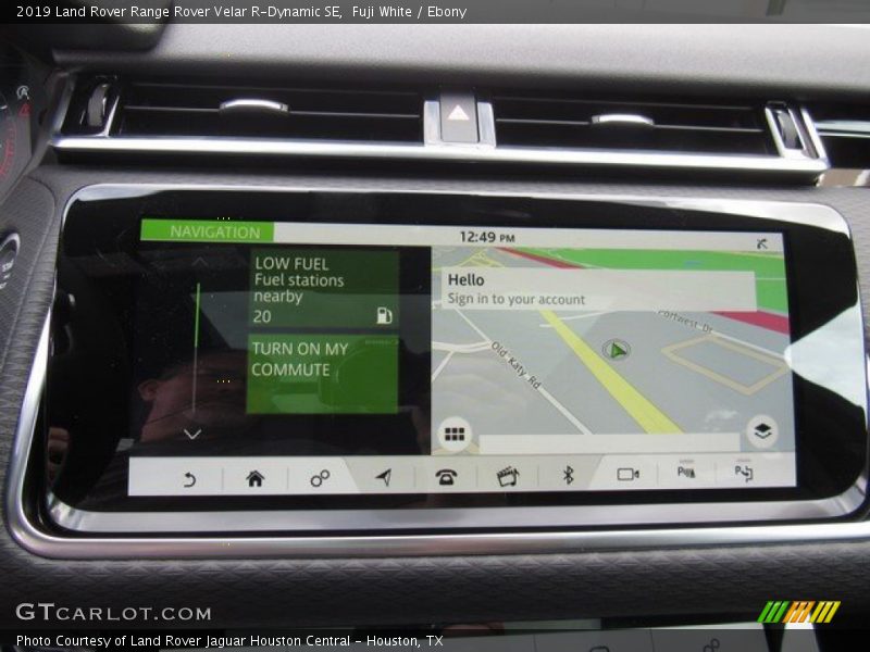 Fuji White / Ebony 2019 Land Rover Range Rover Velar R-Dynamic SE