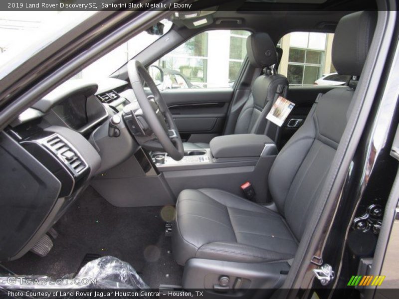 Santorini Black Metallic / Ebony 2019 Land Rover Discovery SE