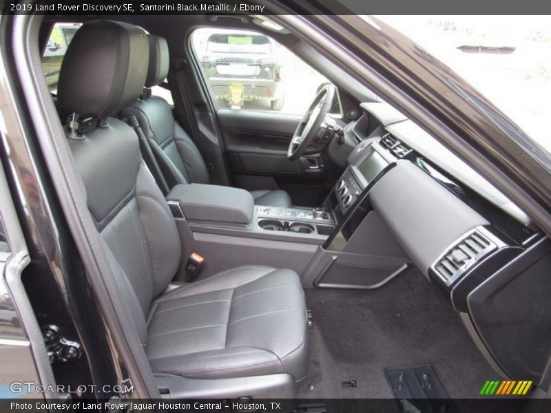 Santorini Black Metallic / Ebony 2019 Land Rover Discovery SE