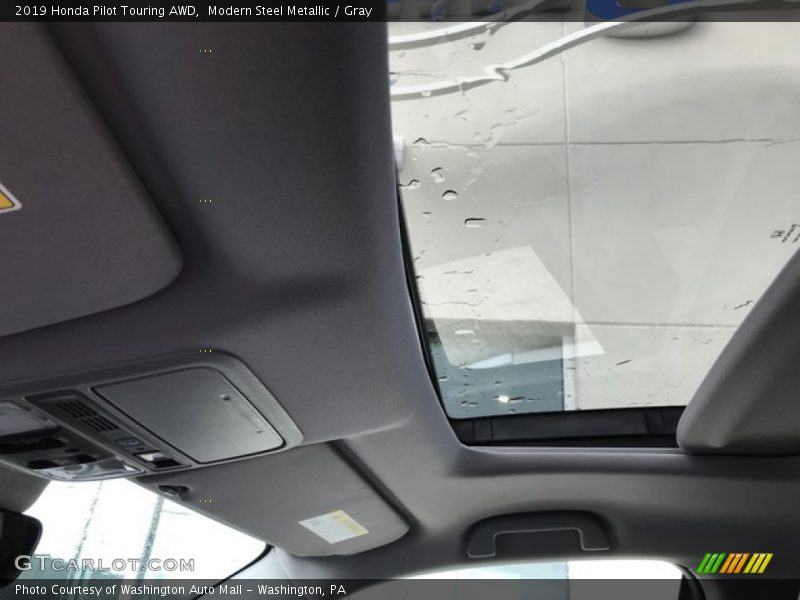 Modern Steel Metallic / Gray 2019 Honda Pilot Touring AWD