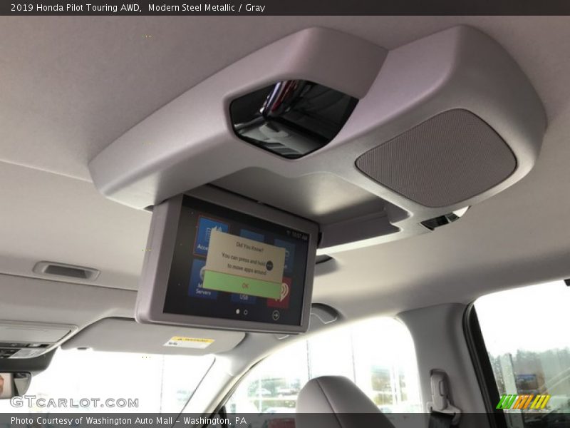 Modern Steel Metallic / Gray 2019 Honda Pilot Touring AWD