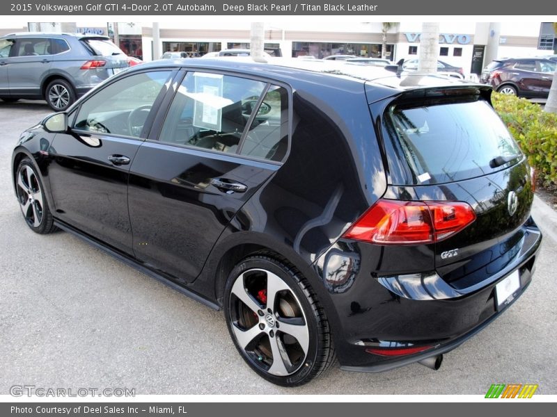 Deep Black Pearl / Titan Black Leather 2015 Volkswagen Golf GTI 4-Door 2.0T Autobahn