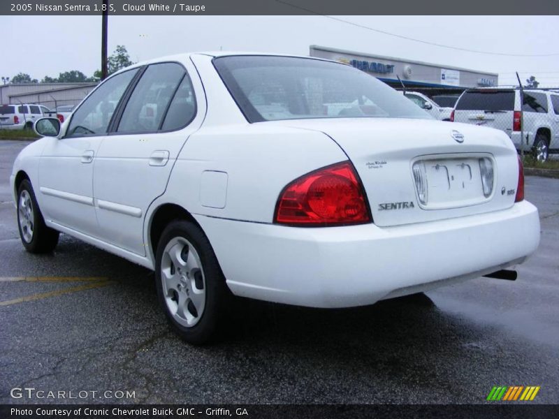 Cloud White / Taupe 2005 Nissan Sentra 1.8 S