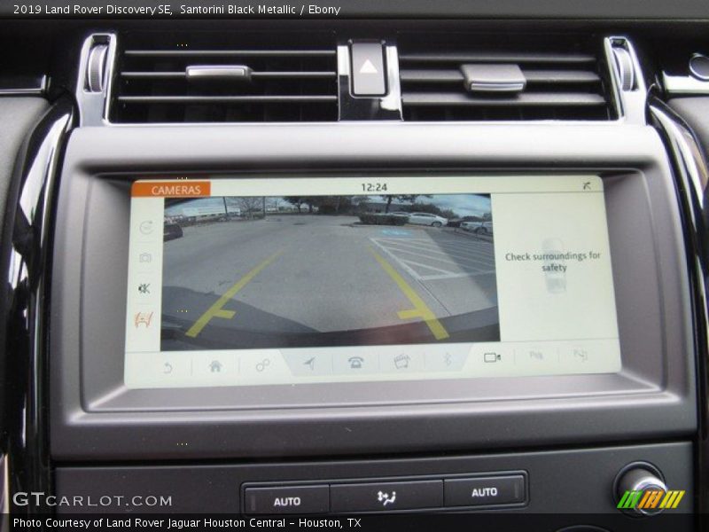 Santorini Black Metallic / Ebony 2019 Land Rover Discovery SE