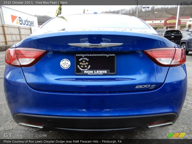 Vivid Blue Pearl / Black 2015 Chrysler 200 S