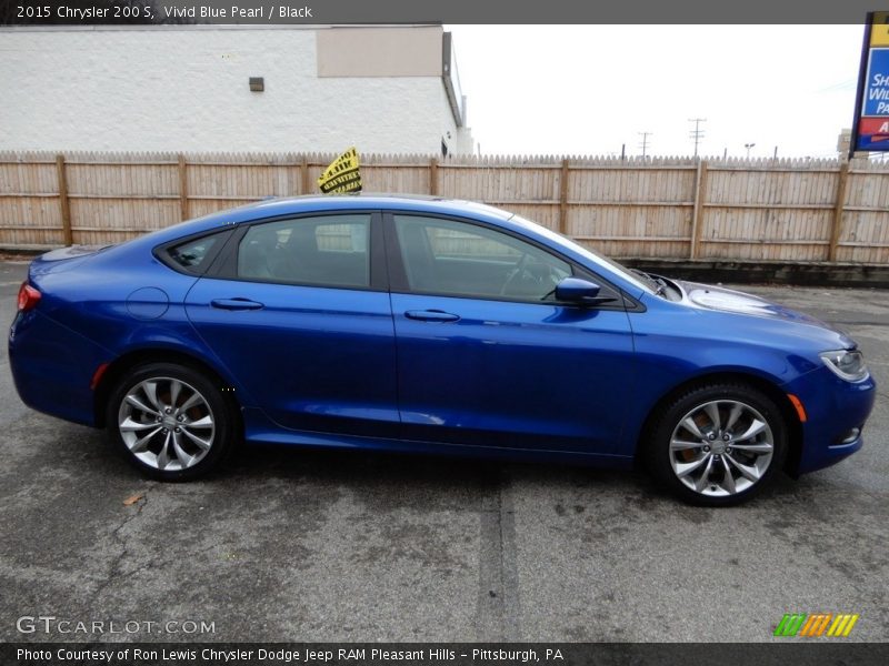 Vivid Blue Pearl / Black 2015 Chrysler 200 S
