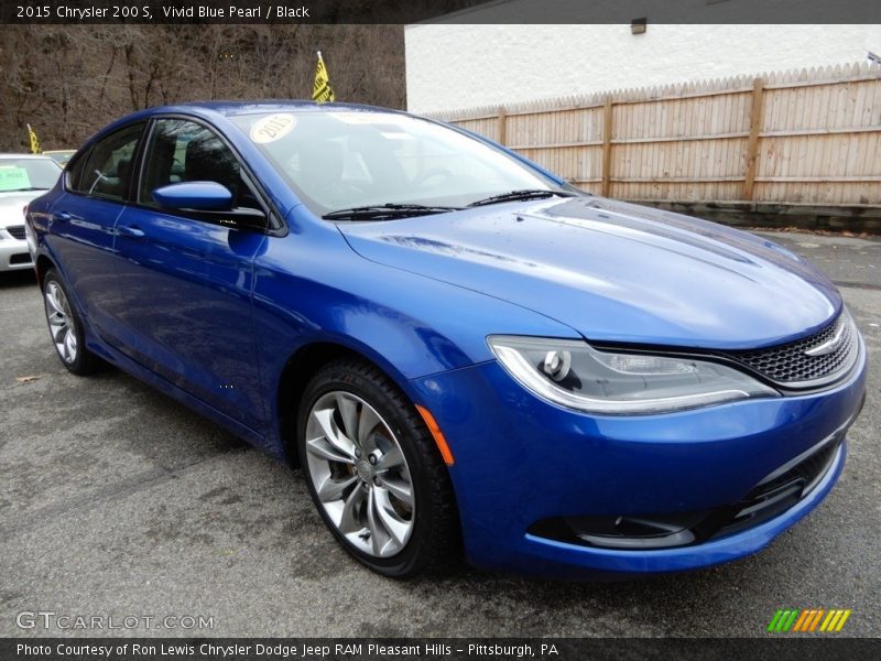 Vivid Blue Pearl / Black 2015 Chrysler 200 S