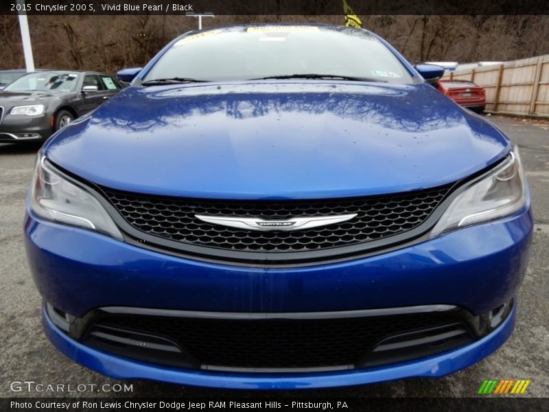 Vivid Blue Pearl / Black 2015 Chrysler 200 S