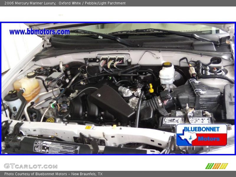 Oxford White / Pebble/Light Parchment 2006 Mercury Mariner Luxury