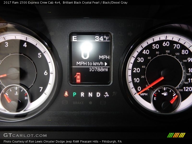 Brilliant Black Crystal Pearl / Black/Diesel Gray 2017 Ram 1500 Express Crew Cab 4x4
