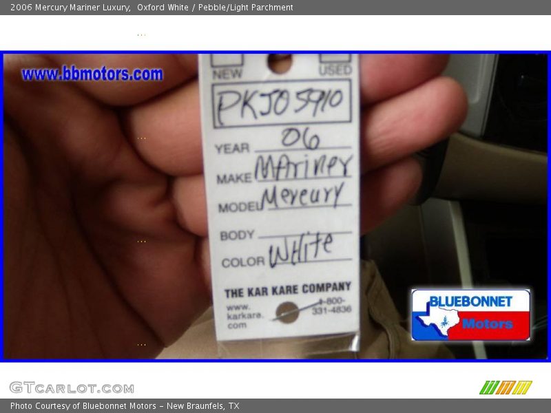 Oxford White / Pebble/Light Parchment 2006 Mercury Mariner Luxury
