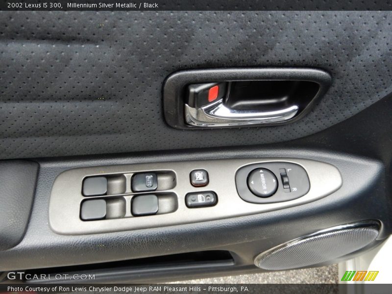 Millennium Silver Metallic / Black 2002 Lexus IS 300