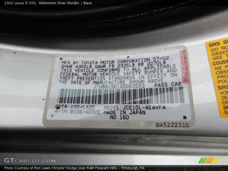 Millennium Silver Metallic / Black 2002 Lexus IS 300