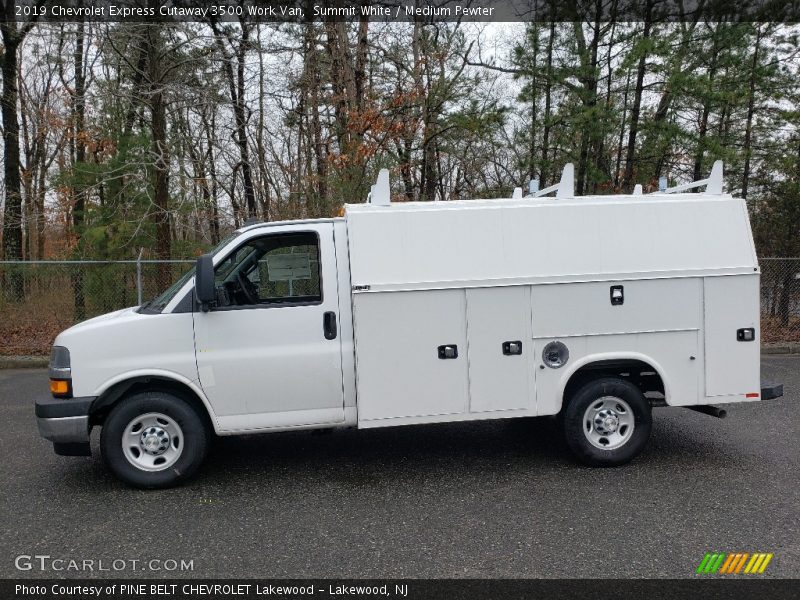Summit White / Medium Pewter 2019 Chevrolet Express Cutaway 3500 Work Van
