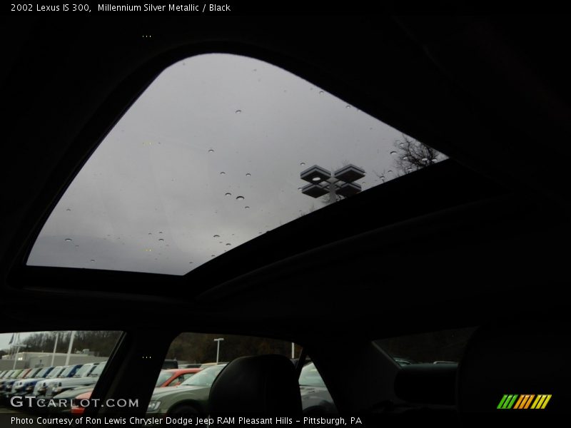 Millennium Silver Metallic / Black 2002 Lexus IS 300