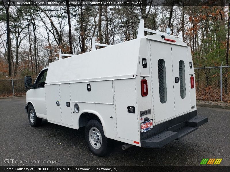 Summit White / Medium Pewter 2019 Chevrolet Express Cutaway 3500 Work Van