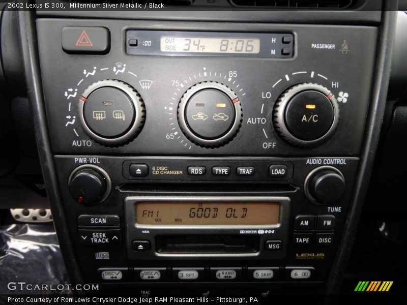 Millennium Silver Metallic / Black 2002 Lexus IS 300