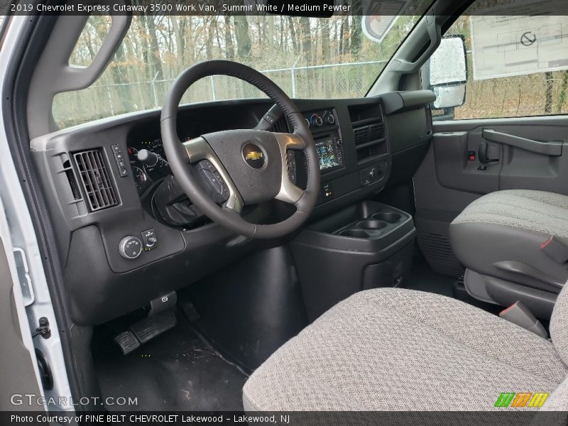 Summit White / Medium Pewter 2019 Chevrolet Express Cutaway 3500 Work Van