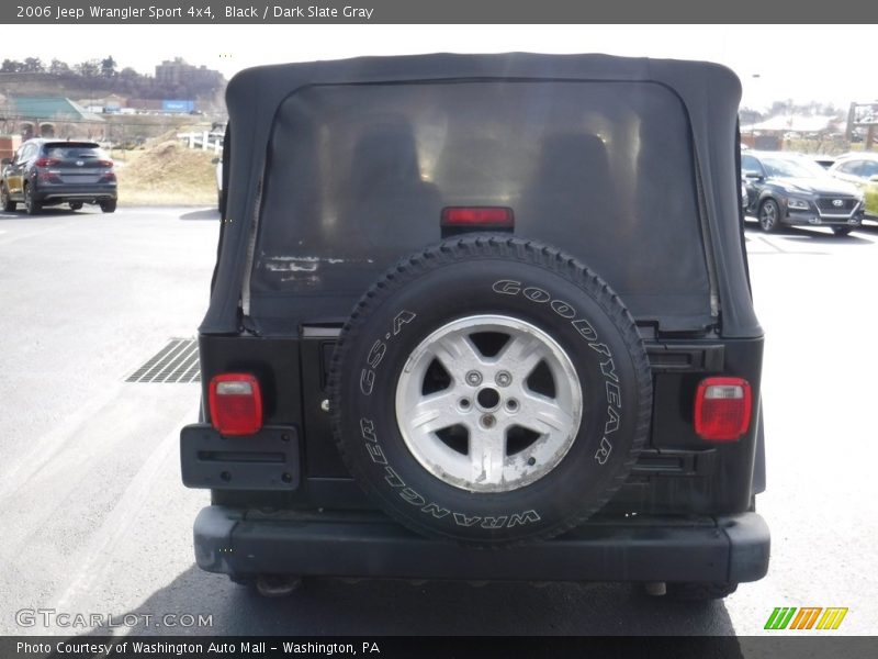 Black / Dark Slate Gray 2006 Jeep Wrangler Sport 4x4