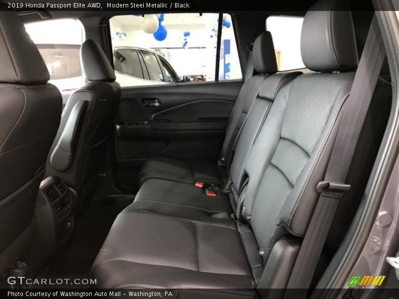 Modern Steel Metallic / Black 2019 Honda Passport Elite AWD